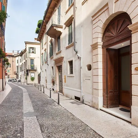 Verincanto In Old Downtown Apartment